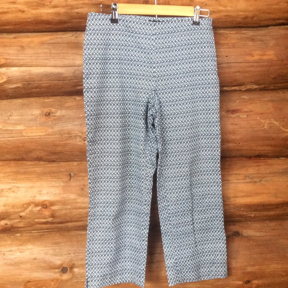 Talbots Blue & White Print Classic Straight Leg Cropped Pants Size 6